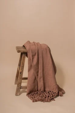 BLUSH THROW BLANKET