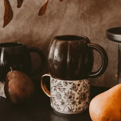 Brown Pumpkin 19 oz Mug