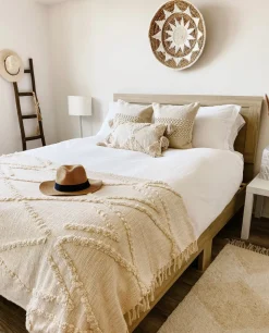 Maya Throw - Sweet Water Decor